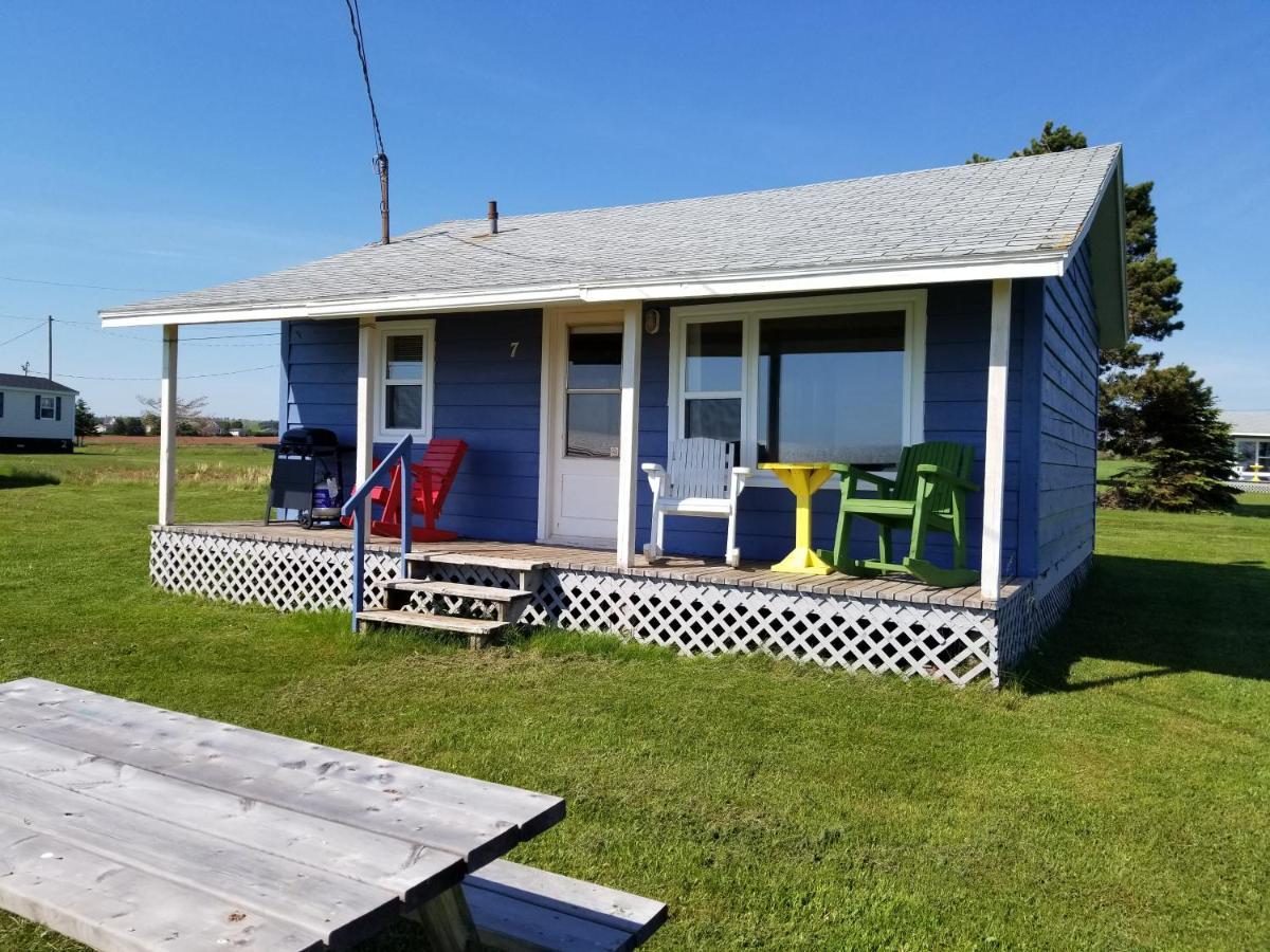 Blue Spruces Cottages Hampton Экстерьер фото