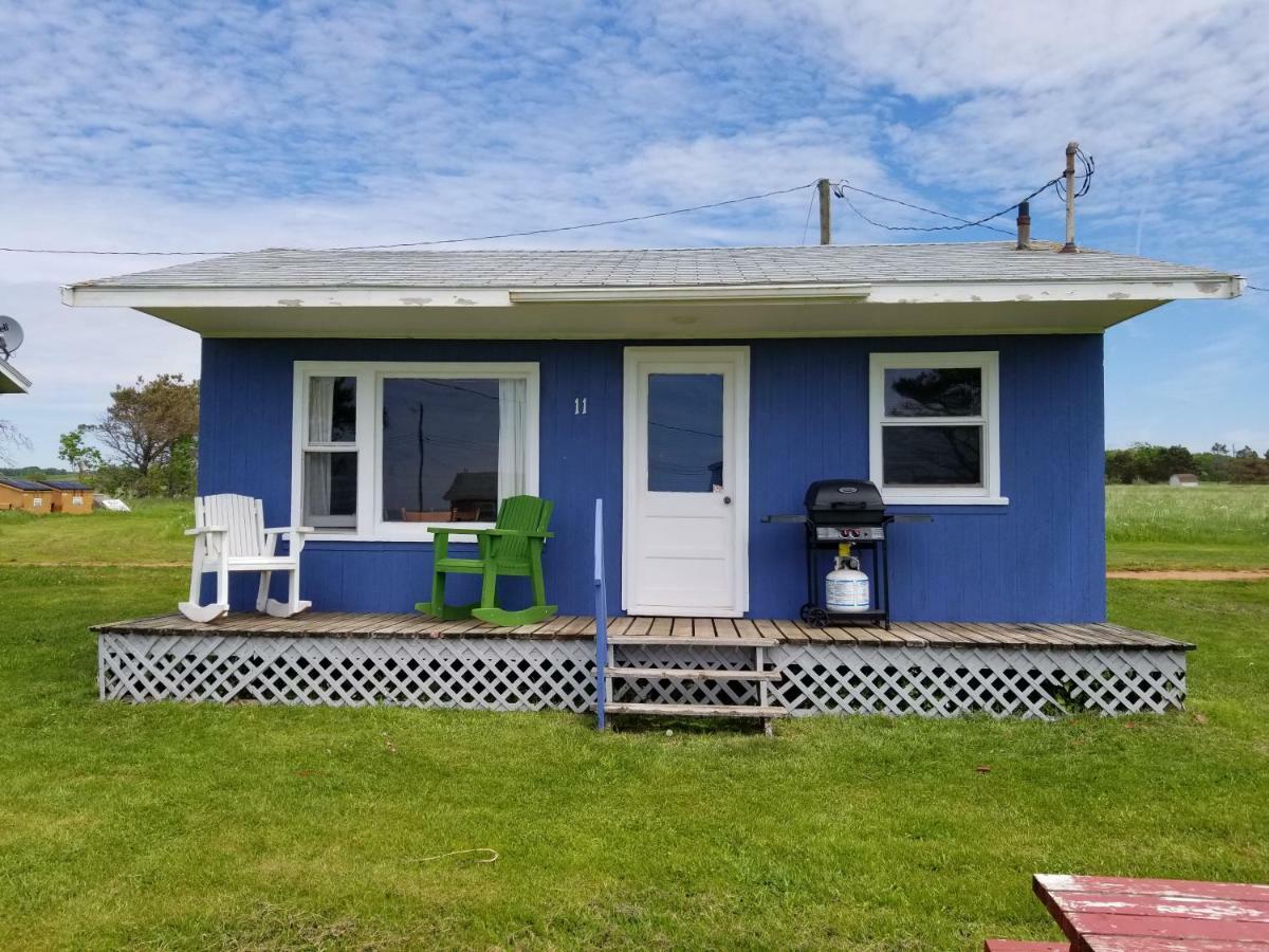 Blue Spruces Cottages Hampton Экстерьер фото