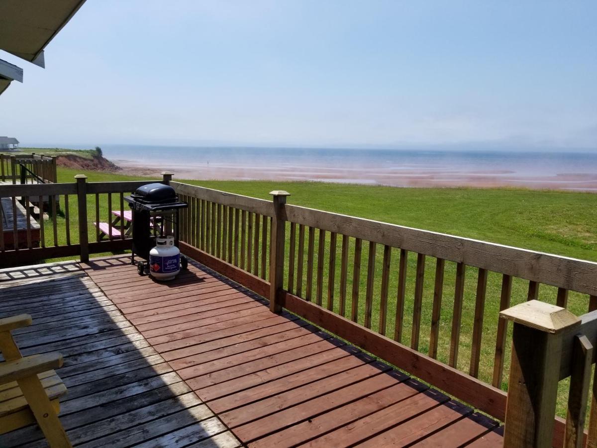Blue Spruces Cottages Hampton Экстерьер фото